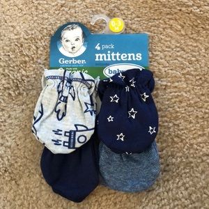 Gerber 4-pack Mittens